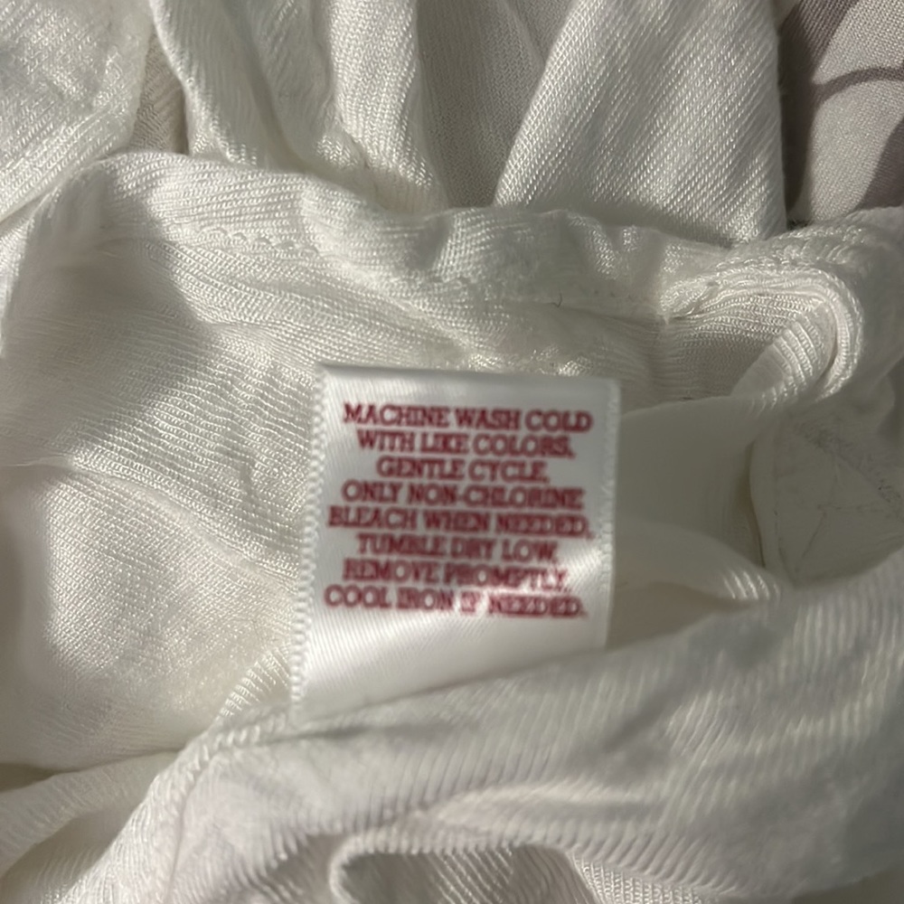 White collared button down - Picture 5 of 5